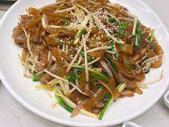 干炒牛河-肥仔文澳门猪骨煲(南京西路店)