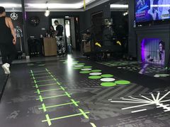 -简·无界健身工作室·运动康复·体态(石厦店)