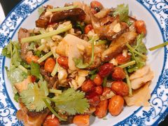五香猪耳朵-锅来乐地锅鸡(安亭店)