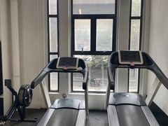-汗水空间私教健身连锁(SM广场店)