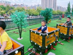 -蒙特利亲子乐园