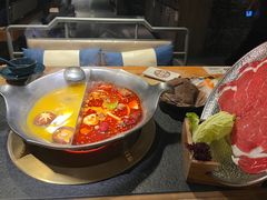 -湊湊火锅·茶憩(南京东路悦荟店)