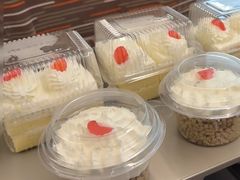 -红宝石·鲜奶小方·海派西点房(丰庄店)