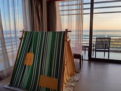 -三亚湾海居铂尔曼度假酒店