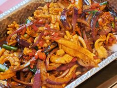 -韵味湘肴·小炒黄牛肉(五一广场美食地标店)