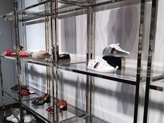 -Gucci(首创奥特莱斯店)