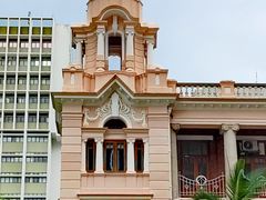 -香港大学