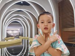 -涨巢·潮玩水疗局