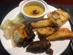 -天伦松鹤大饭店·欣妮咖啡