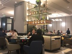 -港丽餐厅(高德置地店)