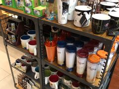 零售区-星巴克(香港国际机场44号闸店)