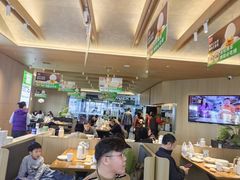 -百年港湾奥特莱斯(香炉礁店)