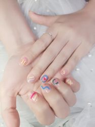 -艾珂·美甲美睫