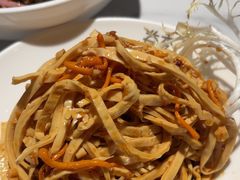 -江渔儿酸菜鱼(万科东荟城店)