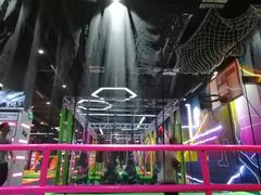 -酷跳蹦床主题公园(万胜广场店)
