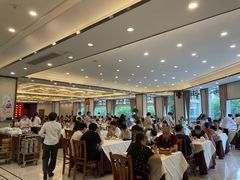 -怡园饭店-餐厅(四望亭店)