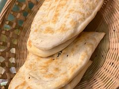 稷山饼子配芮城卤肉-河东颐祥阁(世贸店)