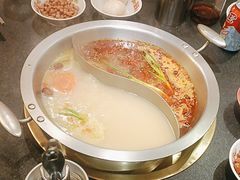 -沸炉重庆老火锅(军事博物馆店)