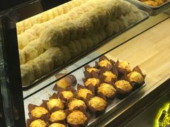 -鲍师傅糕点(江苏路店)