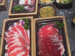 -湊湊火锅·茶憩(杭州湖滨银泰in77店)