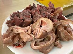 -闫家驴肉老店(华电一校店)