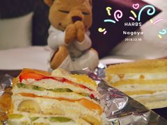 水果千层蛋糕-HARBS(名铁名古屋店)