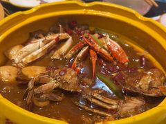 -多嘴超级肉蟹煲(中东店)