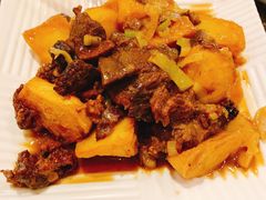 土豆烧牛肉-燕青小馆(东园大厦店)