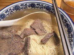 -嘻小北·兰州清汤牛肉面(太平洋森活天地店)
