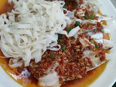 剁椒鱼头-湖南人家湘菜馆(镇江路店)