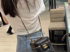 -Chanel(德基广场店)
