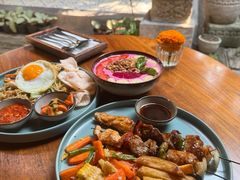 -Pundi Pundi Restaurant