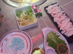 -三头牛·潮汕牛肉生蚝火锅 (夏湾店)