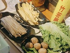 -云晓光头烧烤吧(川沙绿地店)