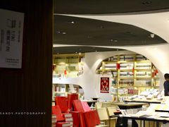 -钟书阁(珍园店)