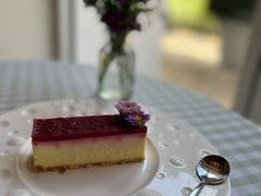 覆盆子芝士蛋糕-翠贝卡&Mama Kelly Brunch Coffee(河西店)