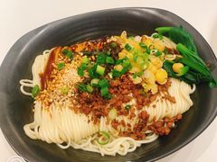 -咪咪川菜(太乙路店)