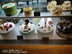 -焙丽拾光(麦凯乐直营店)