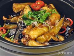 -鑫小城故事·砂锅·排骨藕汤(兴业路店)