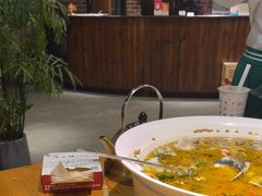 -小三峡食府(西五路店)