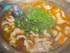 -辣尚瘾·烤鱼·新川菜(牡丹园直营店)
