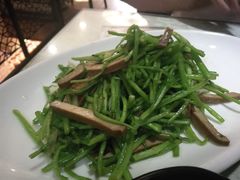 -眷江南之小蓝鲸(王府大街店)