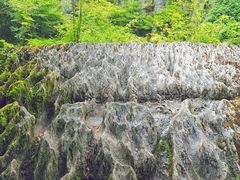 -梭布垭石林景区