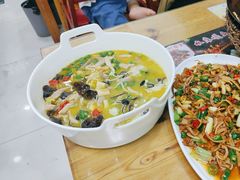 -八次方密云水库鱼粘卷子·熏鸽子·农家菜