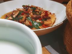 -吃饭皇帝大土家民族菜(正大广场店)