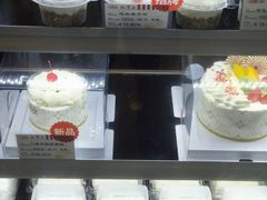 -红宝石·鲜奶小方·海派西点房(浦三店)