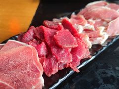 -果松木炭酸菜铜火锅·外婆参鸡汤