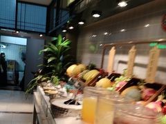 -金滏山烤肉·海鲜·火锅自助餐厅(襄阳万达店)