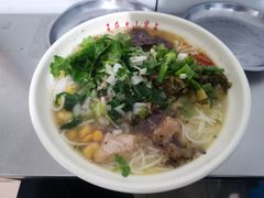 -文山荷鲜居(翠湖店)