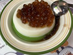 斑斓撞奶布丁-糖潮糖水铺(省府店)